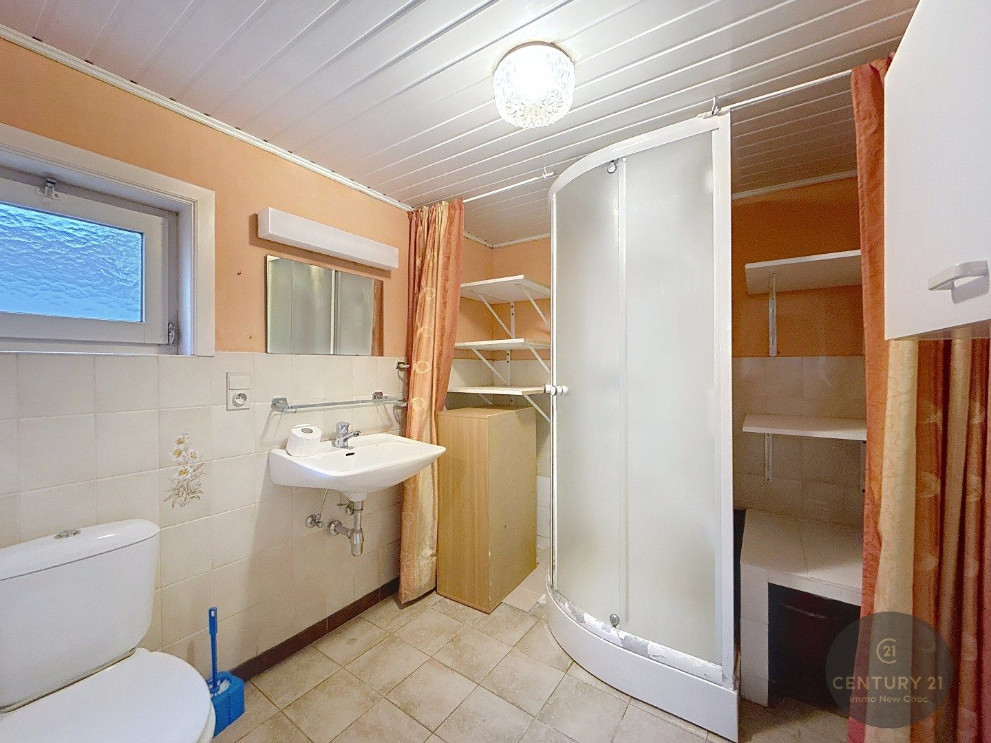 Op te frissen woning met ruime garage, tuin en oprit – Dudzele  foto 9