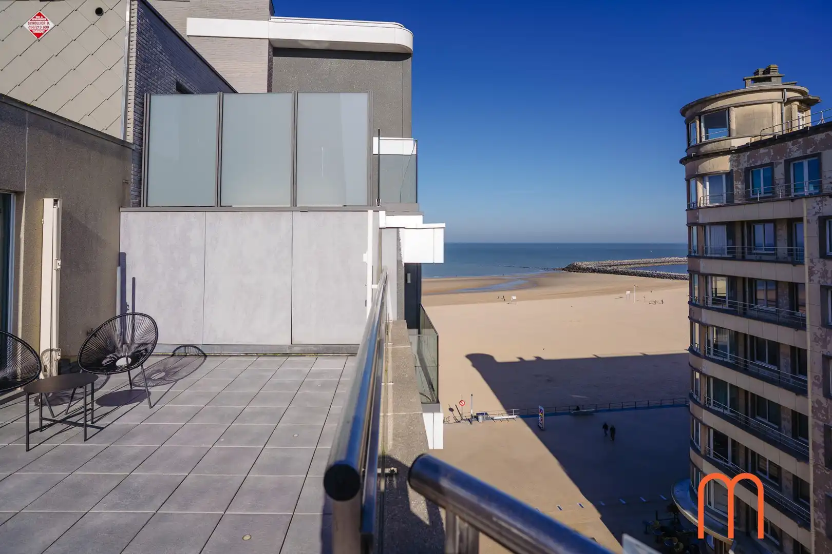 Luxe penthouse te koop in Oostende met zijdelings zeezicht en ruim terras foto 4