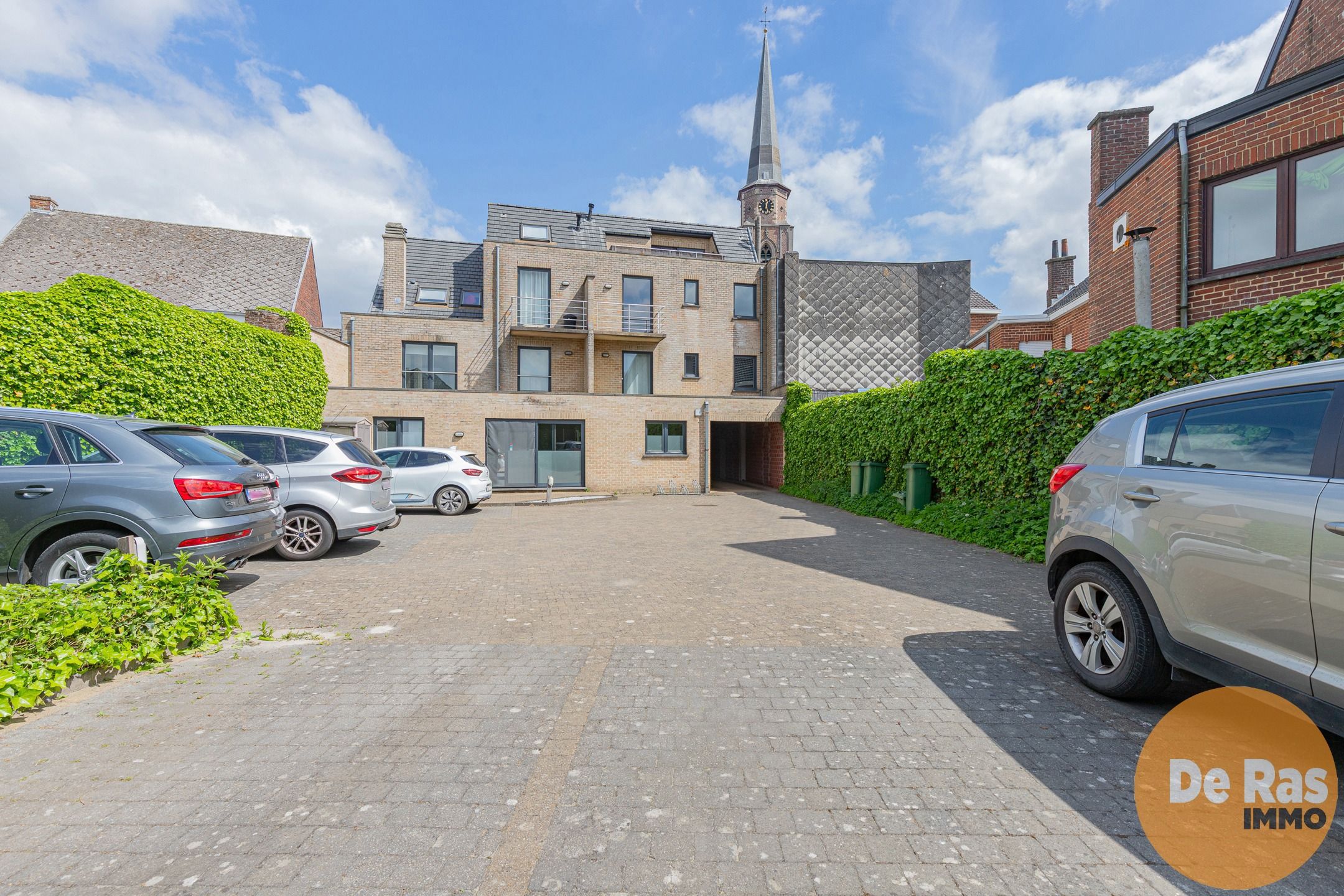 Schitterend dakappartement met terras en staanplaats foto 15
