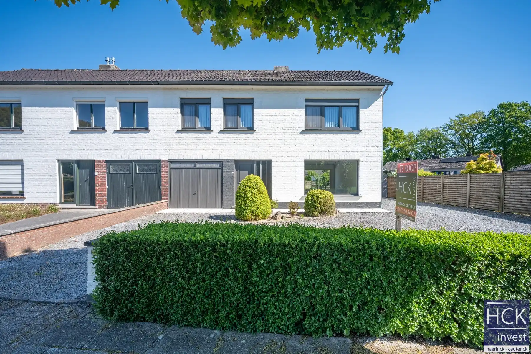 KRUISHOUTEM - Ruime halfopen woning op 674 m² met 4 SLPK., aan het Lozerbos! foto 2