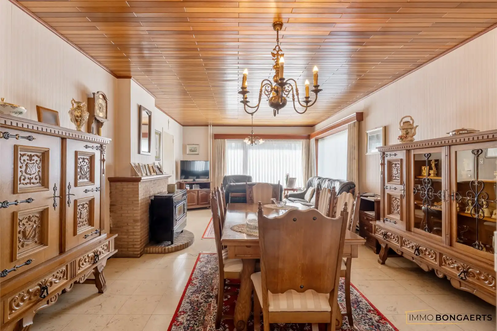 Rustig gelegen bungalow op een mooi perceel van 9 are foto 5