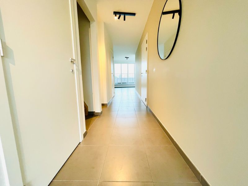 Ruim instapklaar duplex-appartement met autostandplaats foto 5
