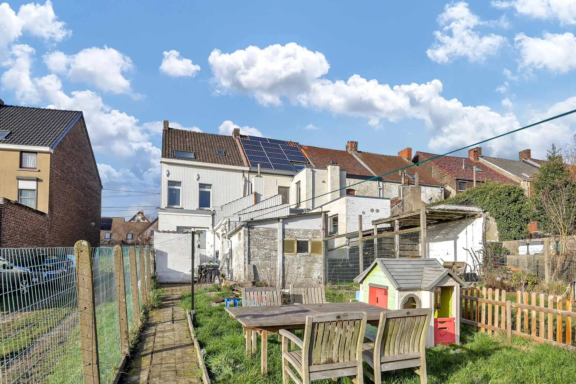 Rustig gelegen woning met 4 slpk en garage foto 22