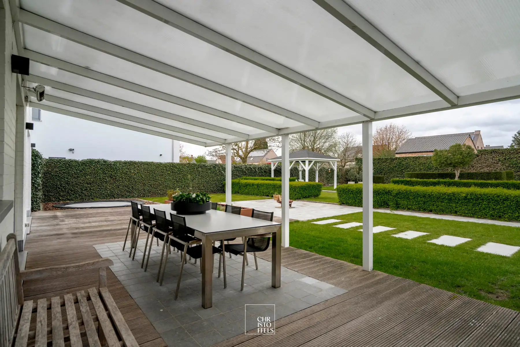 Elegante villa (384m²) op perceel van 1.349m² foto 9