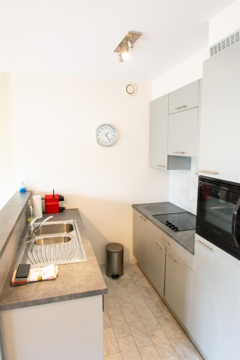 Twee slaapkamer appartement (Europese wijk) foto 6