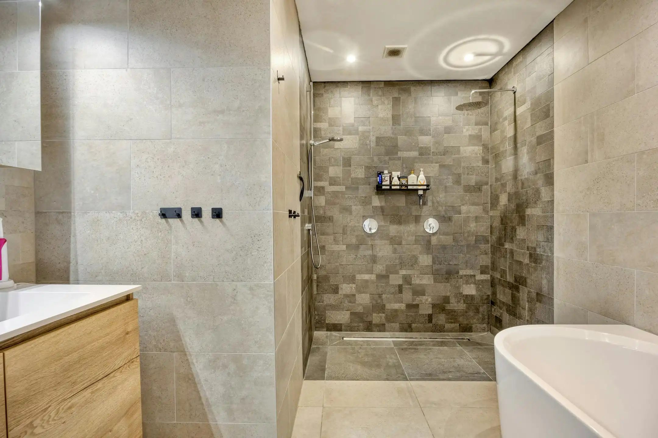 Uitgeruste herenwoning met 3 slaapkamers in de Brugse stad foto 12