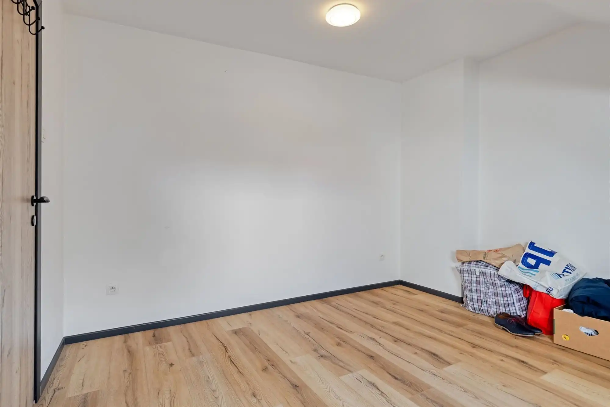 Ruime kangoeroe woning met 5 slk + 2 badk + terras in Lier foto 23