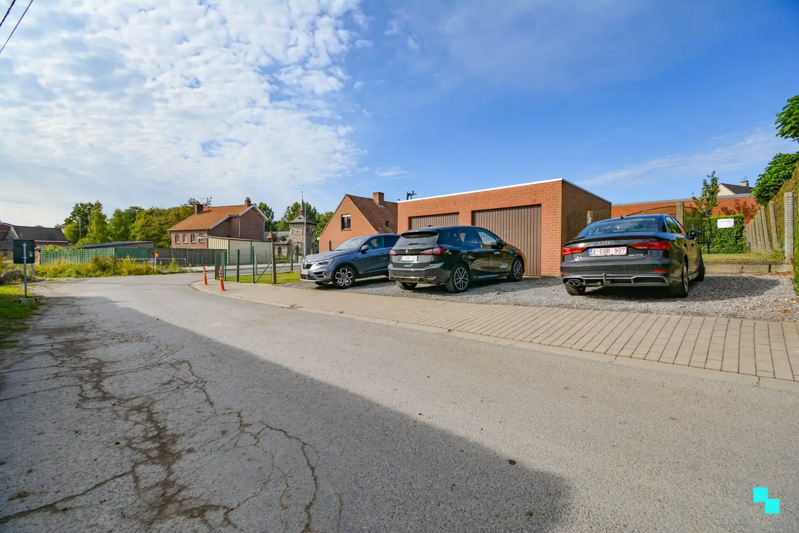 Te renoveren HOB op hoekperceel te Kortemark foto 3