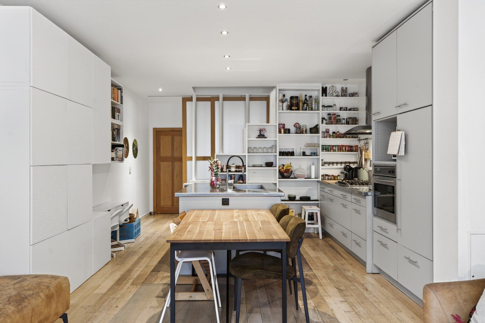 Gezellige eengezinswoning met buitenruimte met INSTELPRIJS foto 7