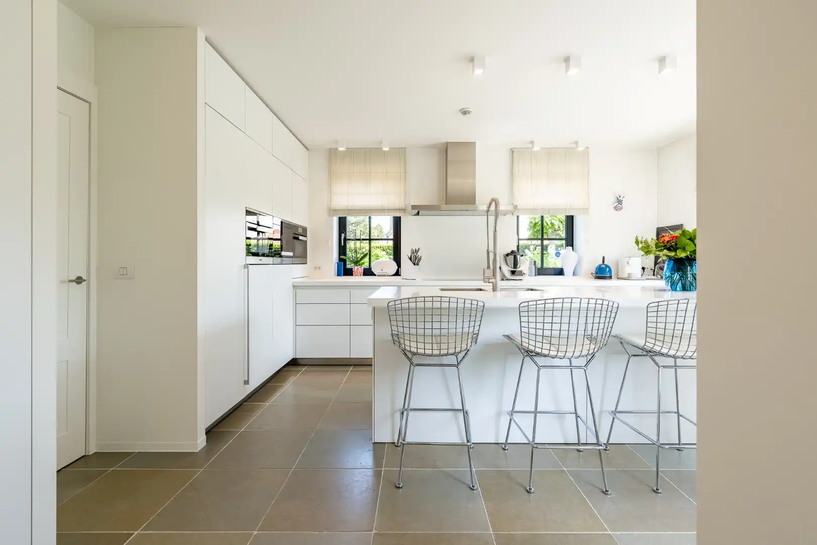 Elegante instapklare villa met zuidgerichte tuin foto 15