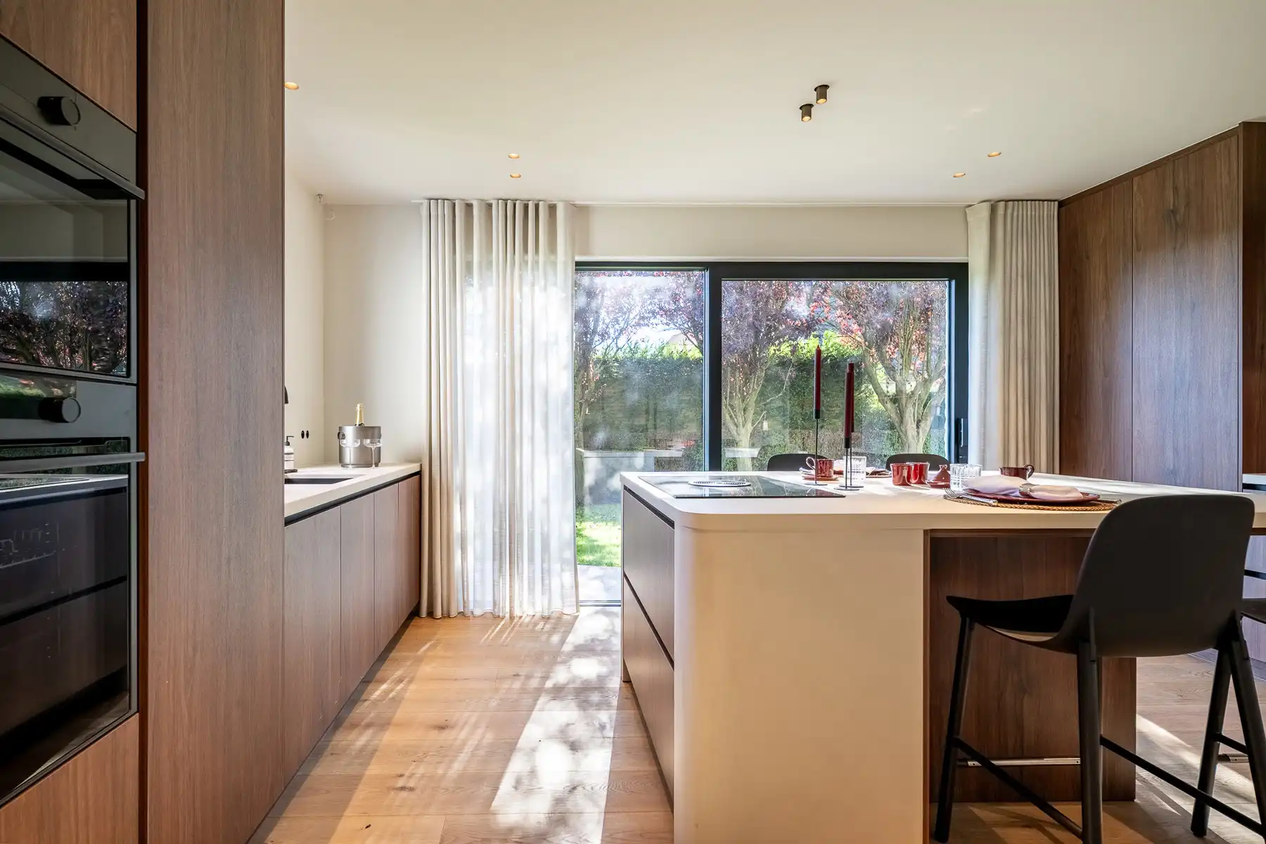 Gerenoveerde villa op royaal perceel nabij centrum Knokke foto 11