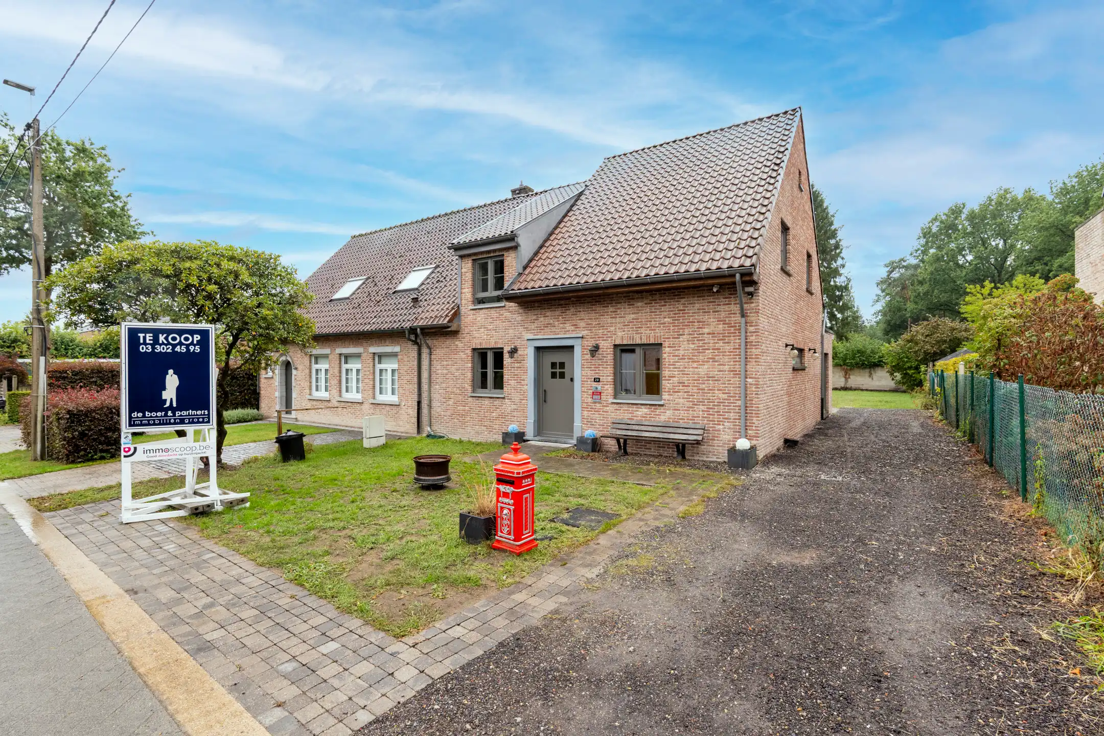 Charmante halfopen bebouwing met 3 slaapkamers foto 24