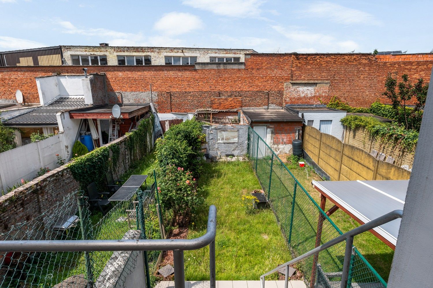 Confortawoning met 2 slaapkamers, garage en tuin in Deurne! foto 8