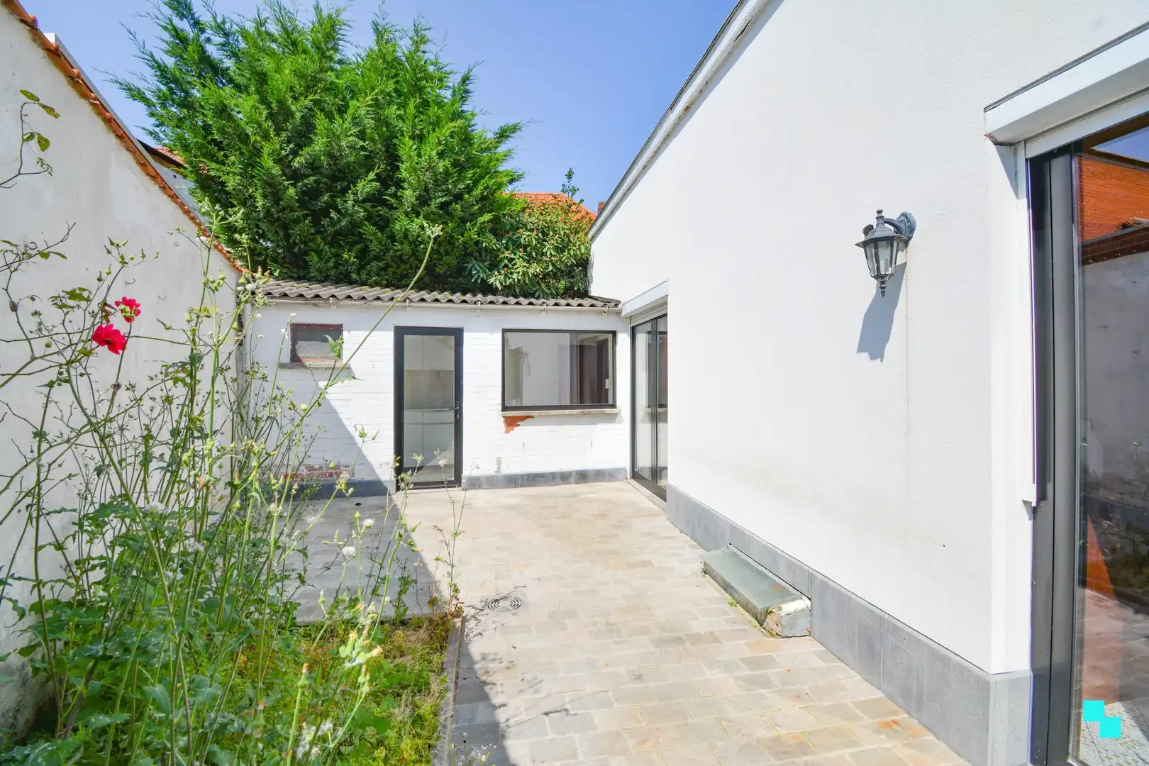 Te renoveren eengezinswoning in centrum Gits foto 11