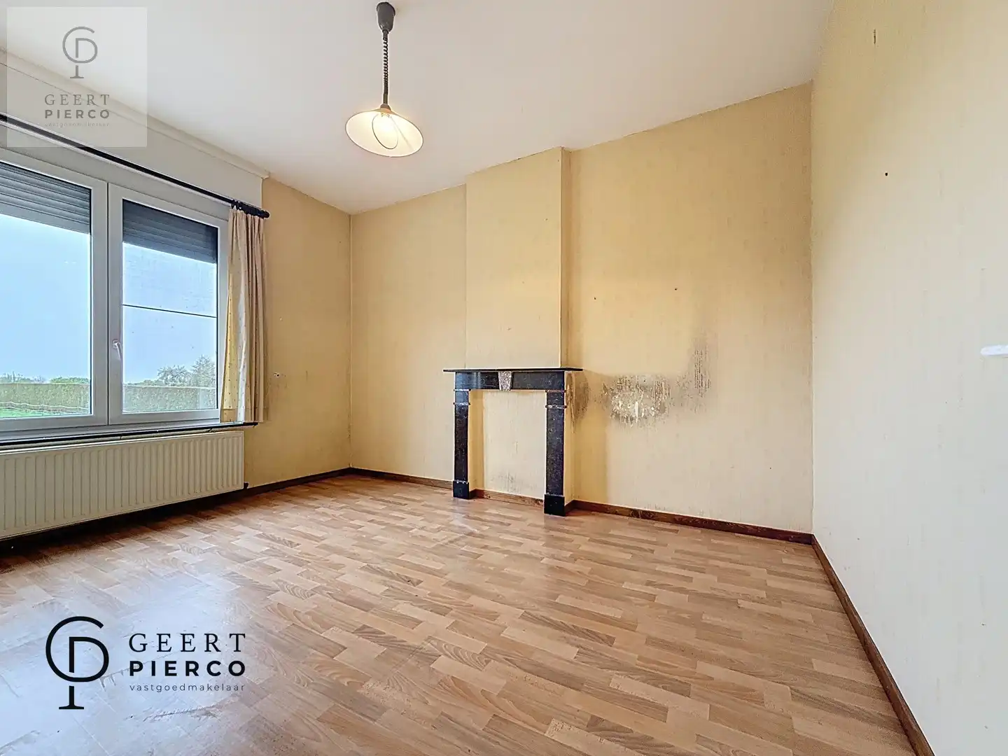 Eigentijdse woonst met ruime tuin foto 18