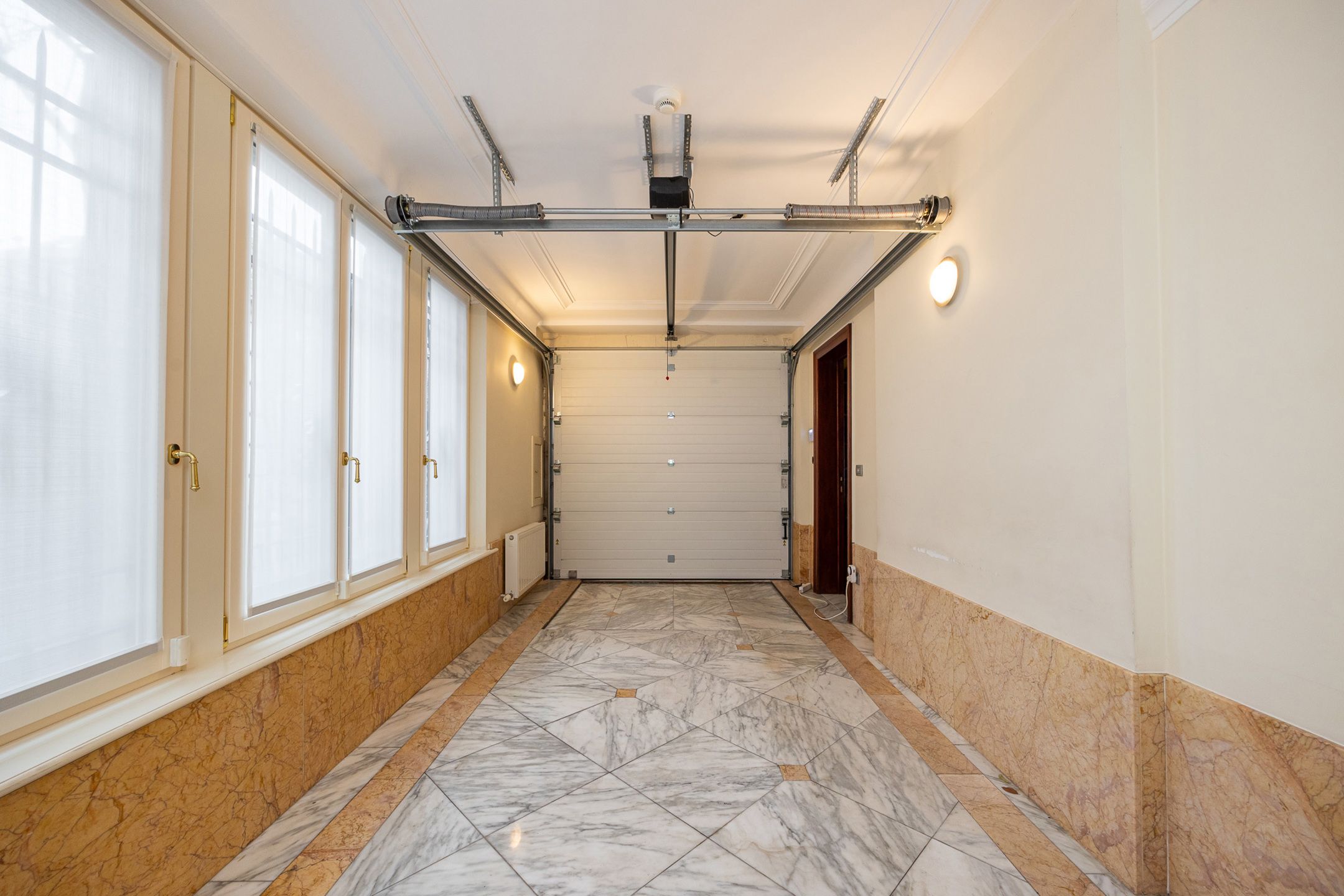 ANTWERPEN-MARKGRAVE - Luxe herenwoning met binnenzwembad foto 27