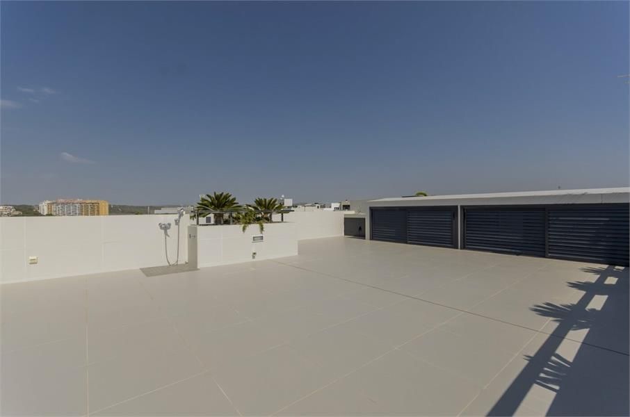 NIEUWBOUW VILLA'S 250 m VAN HET STRAND IN CAMPOAMOR foto 17