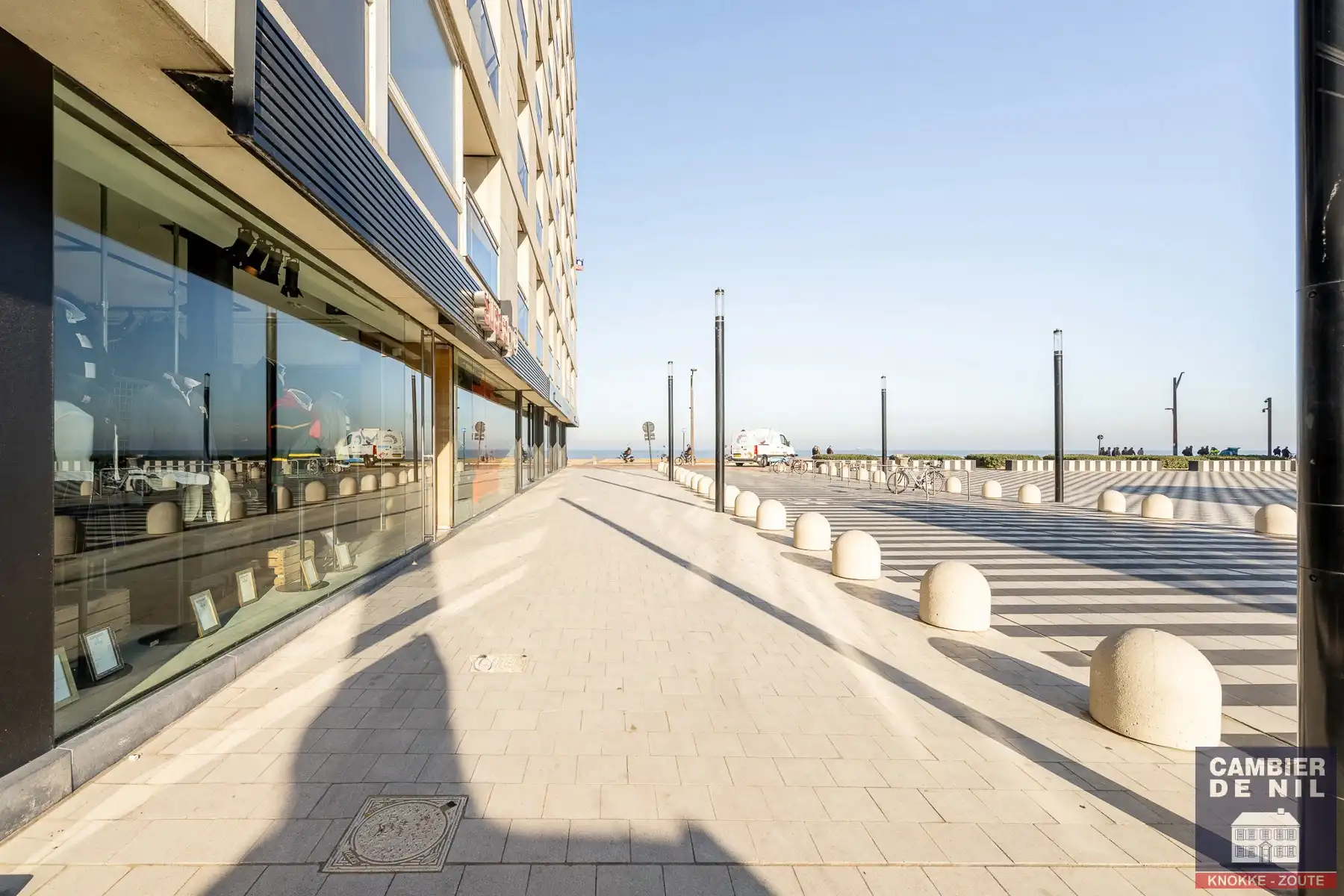POP-UP - Handelspand te huur op toplocatie Albertplein vlakbij de Zeedijk foto 2