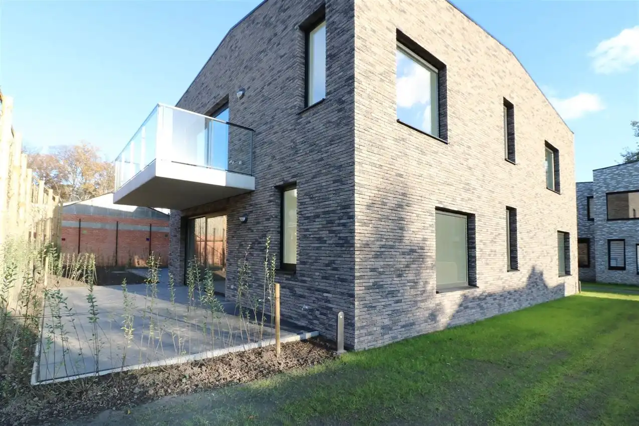 Gelijkvloers appartement, 2 slpk., autostaanplaats foto 44