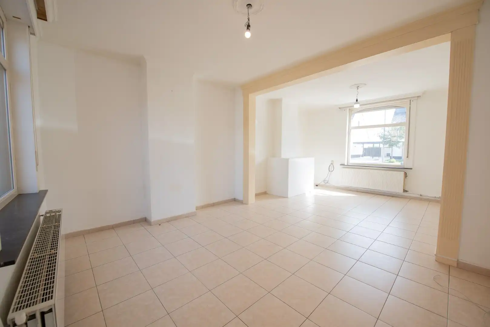 Ruime woning te Dentergem. foto 4