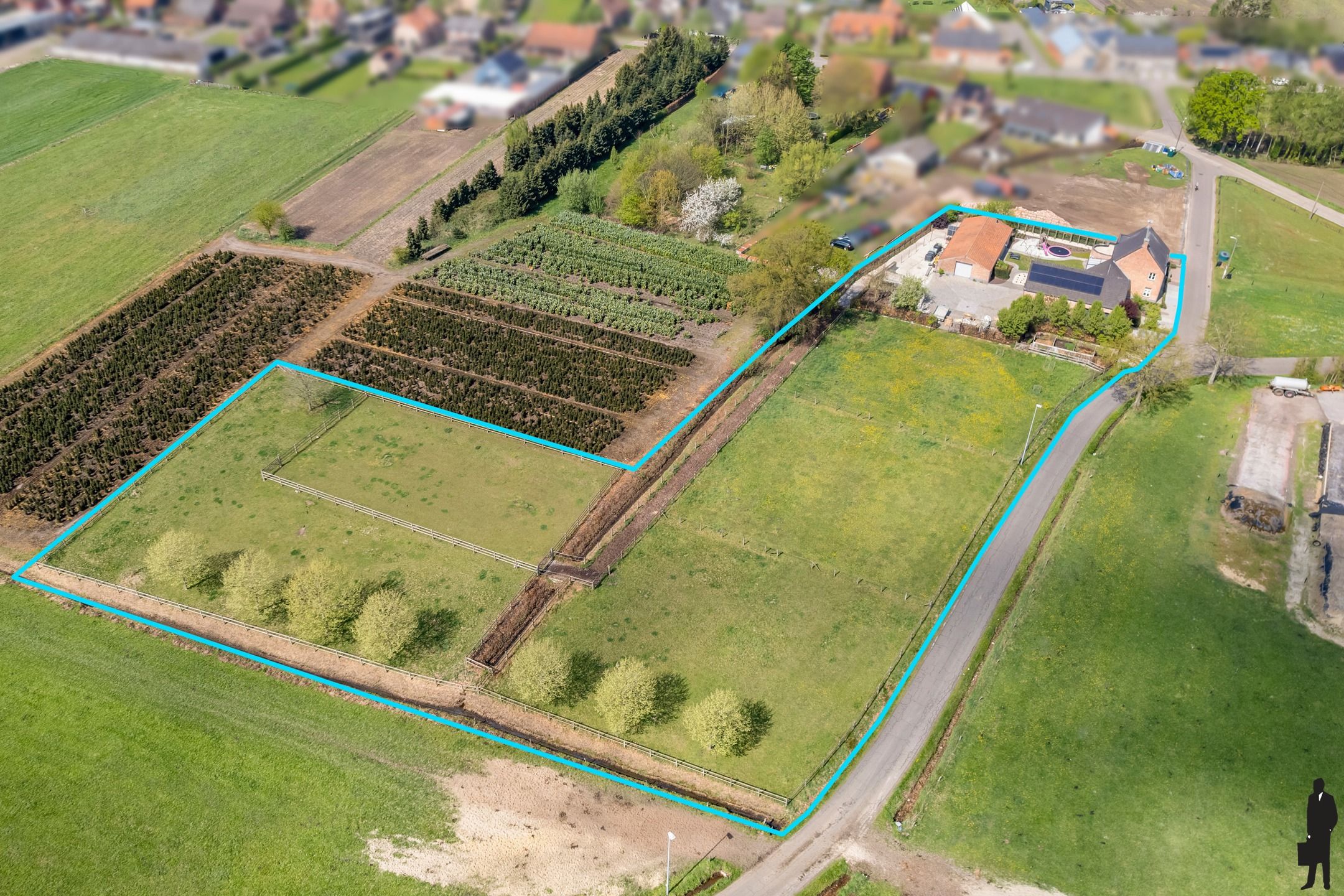 Landelijk gelegen hoevevilla met paardenstallen te Retie foto 4