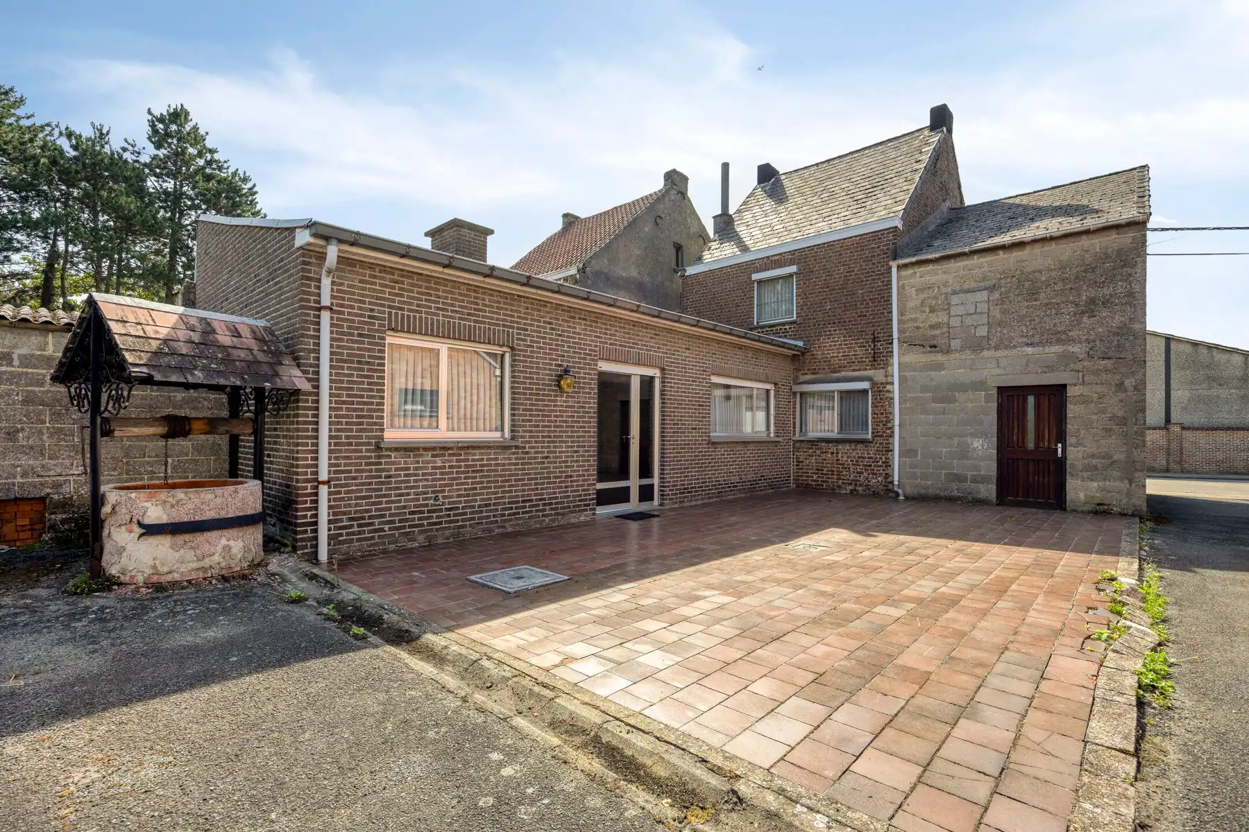 TE KOOP - te renoveren bebouwing met veel mogelijkheden foto 13