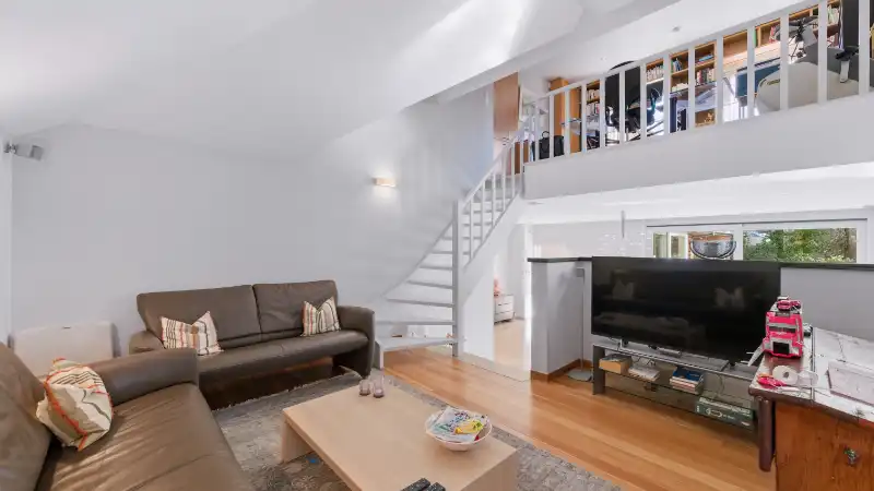 Exclusief gelegen villa van 345m² op 30 are met grote vijver foto 33