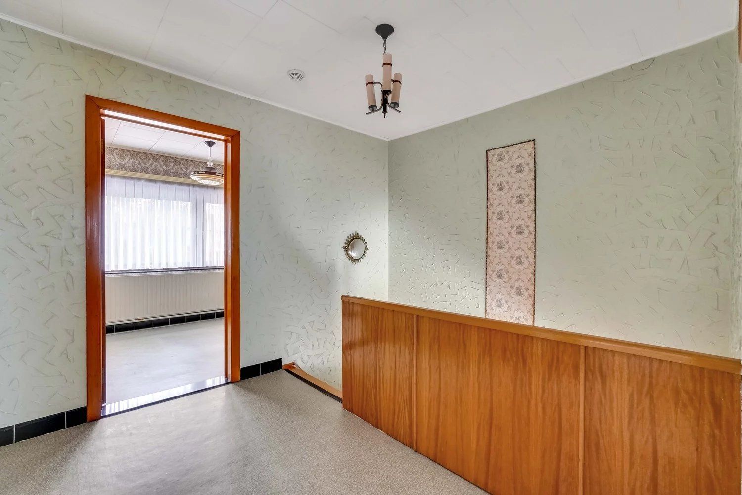 Woning met vier slaapkamers, garage en tuin foto 11