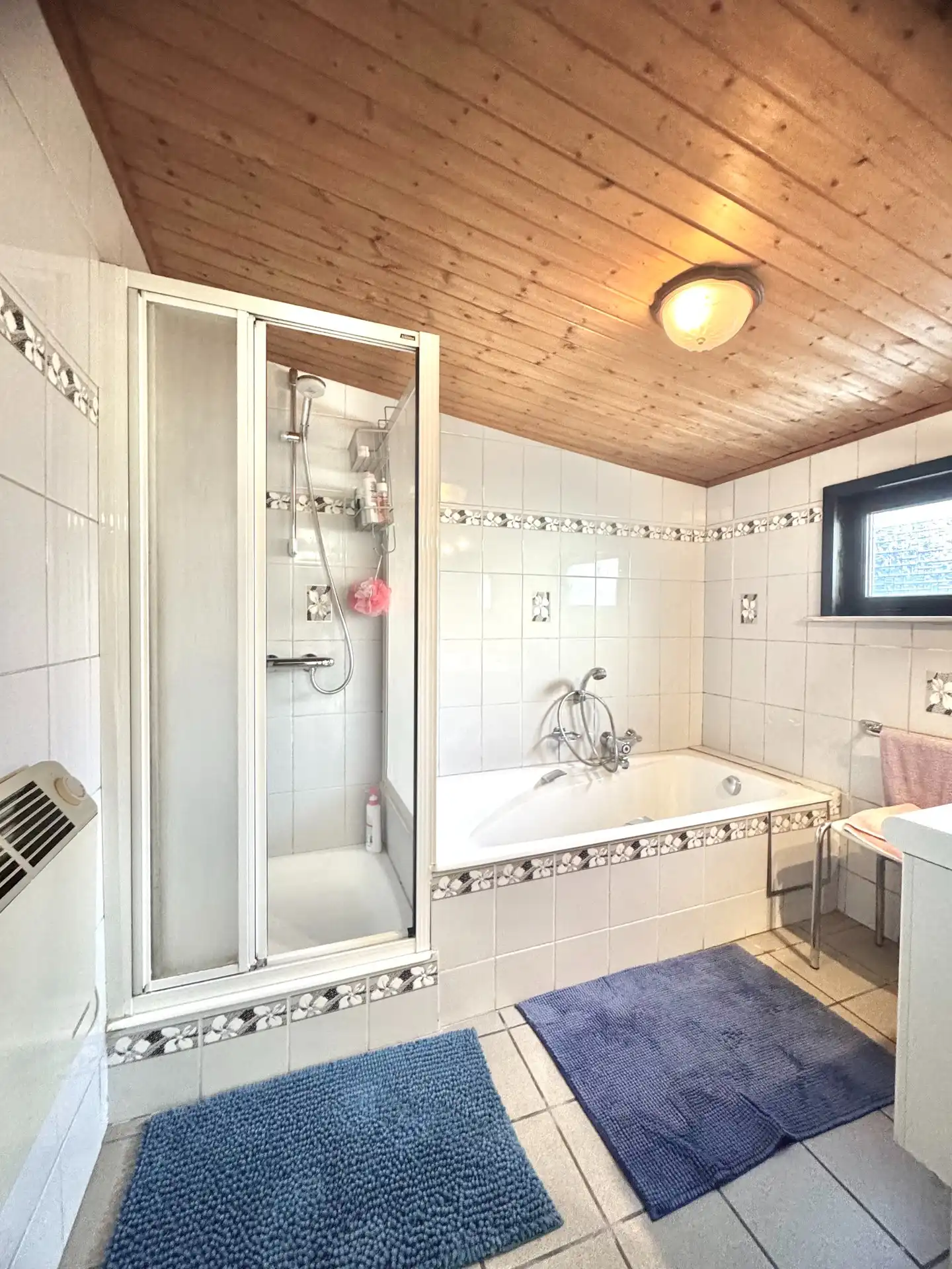 HALFOPEN WONING | 2 KAMERS |TERRAS | GARAGE | 208 M² foto 11