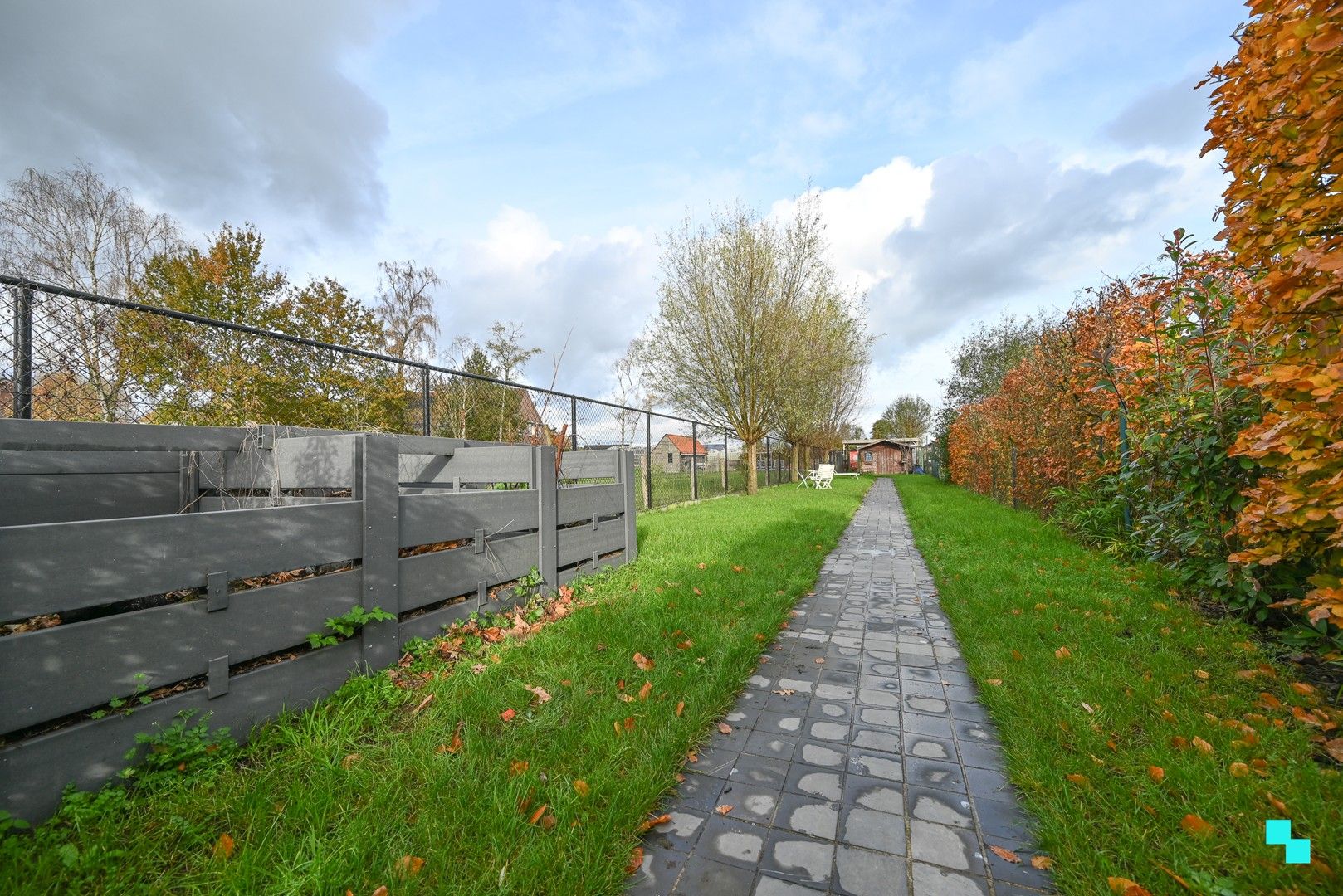 Recent gerenoveerde ééngezinswoning met uitweg achteraan te Ardooie / Pittem foto 18