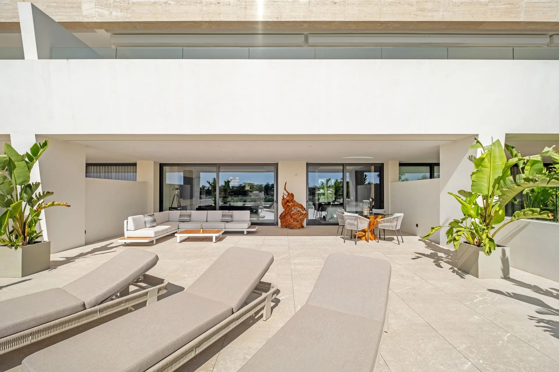 Beleef ultieme luxe op de Golden Mile van Marbella: jouw exclusieve droomwoning op een toplocatie! foto 20