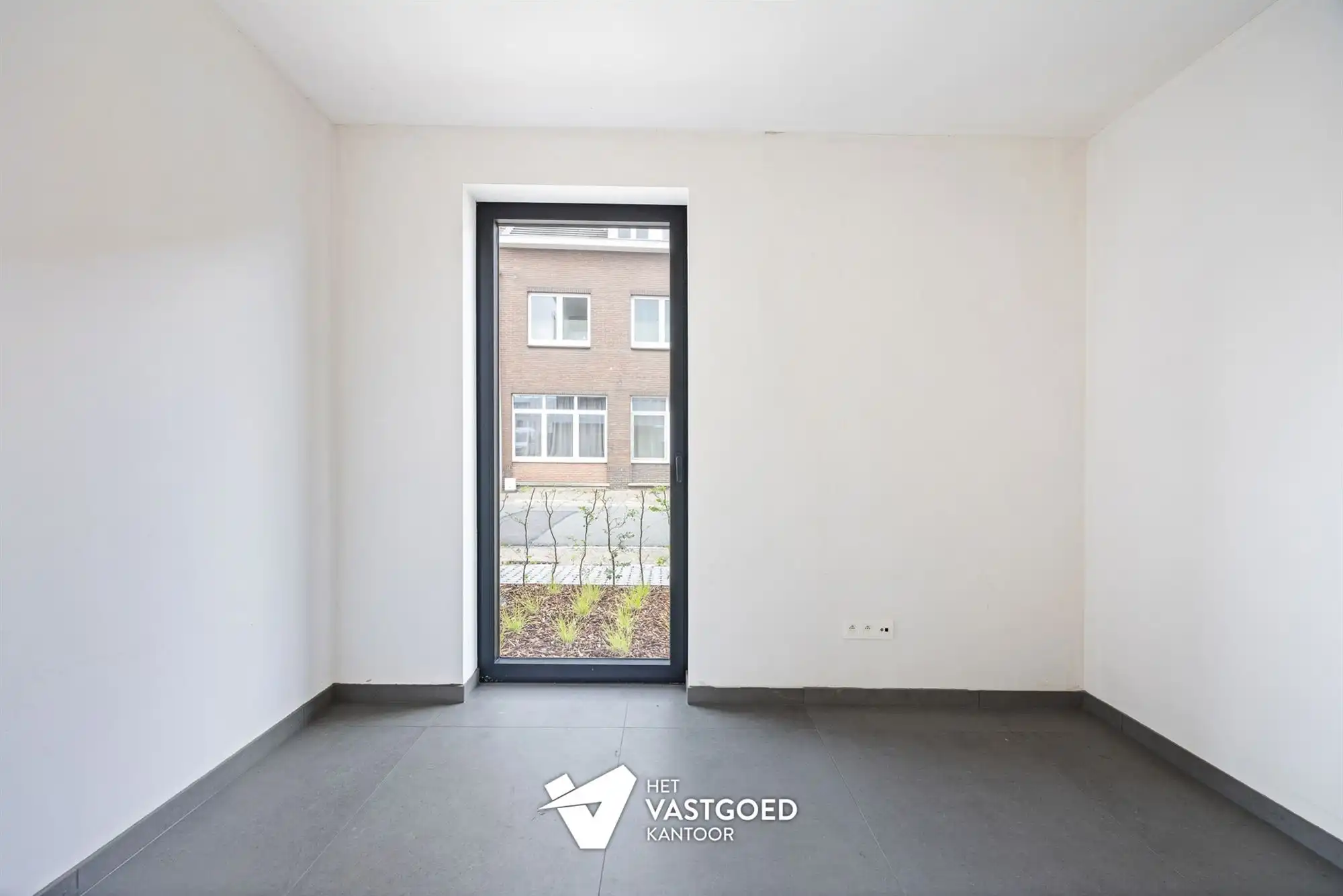 RUIM GELIJKVLOERS APPARTEMENT MET UITZONDERLIJKE BUITENRUIMTE foto 11