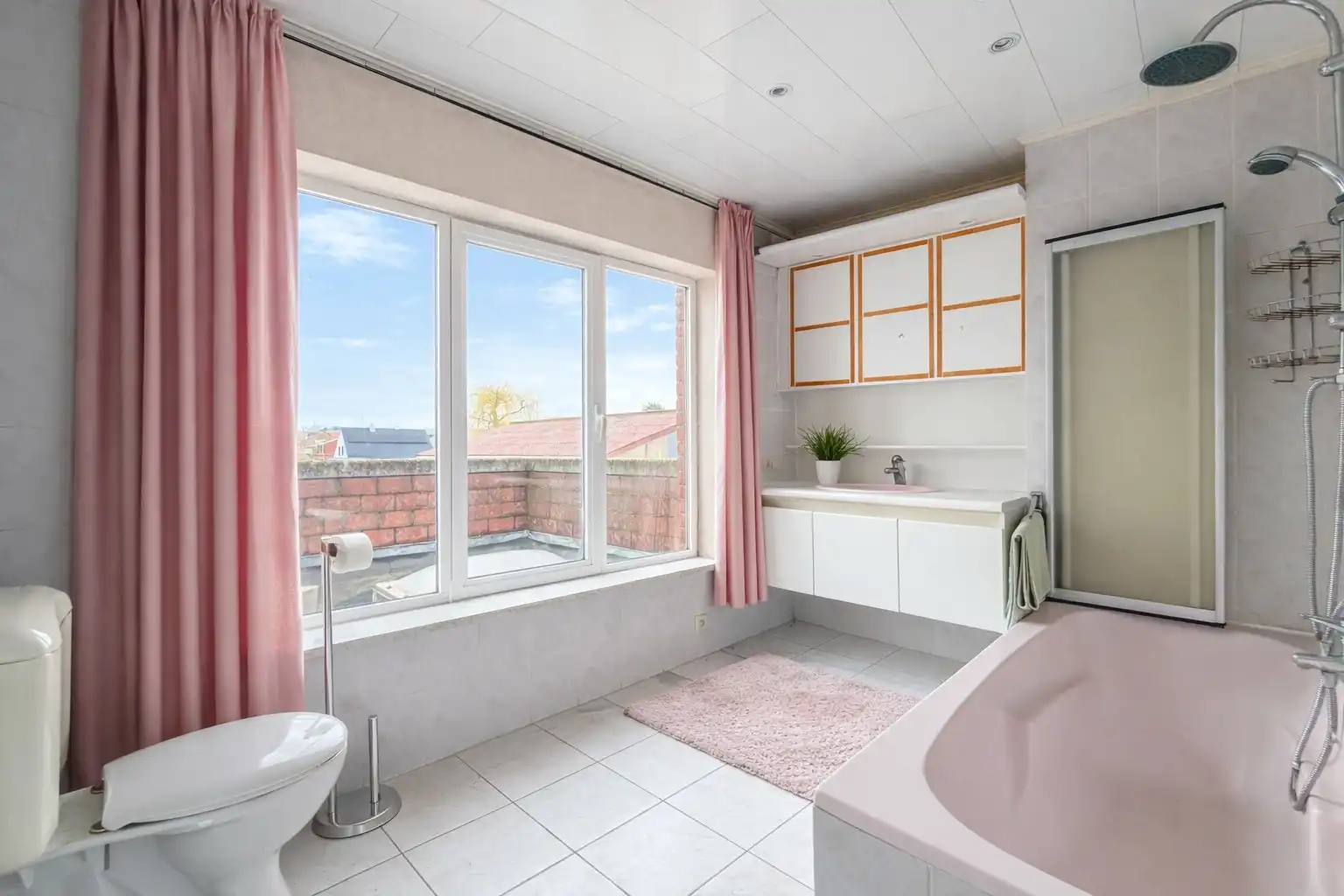 Handelspand bestaande uit winkel met woning, productieatelier en groot magazijn, Torhout foto 10