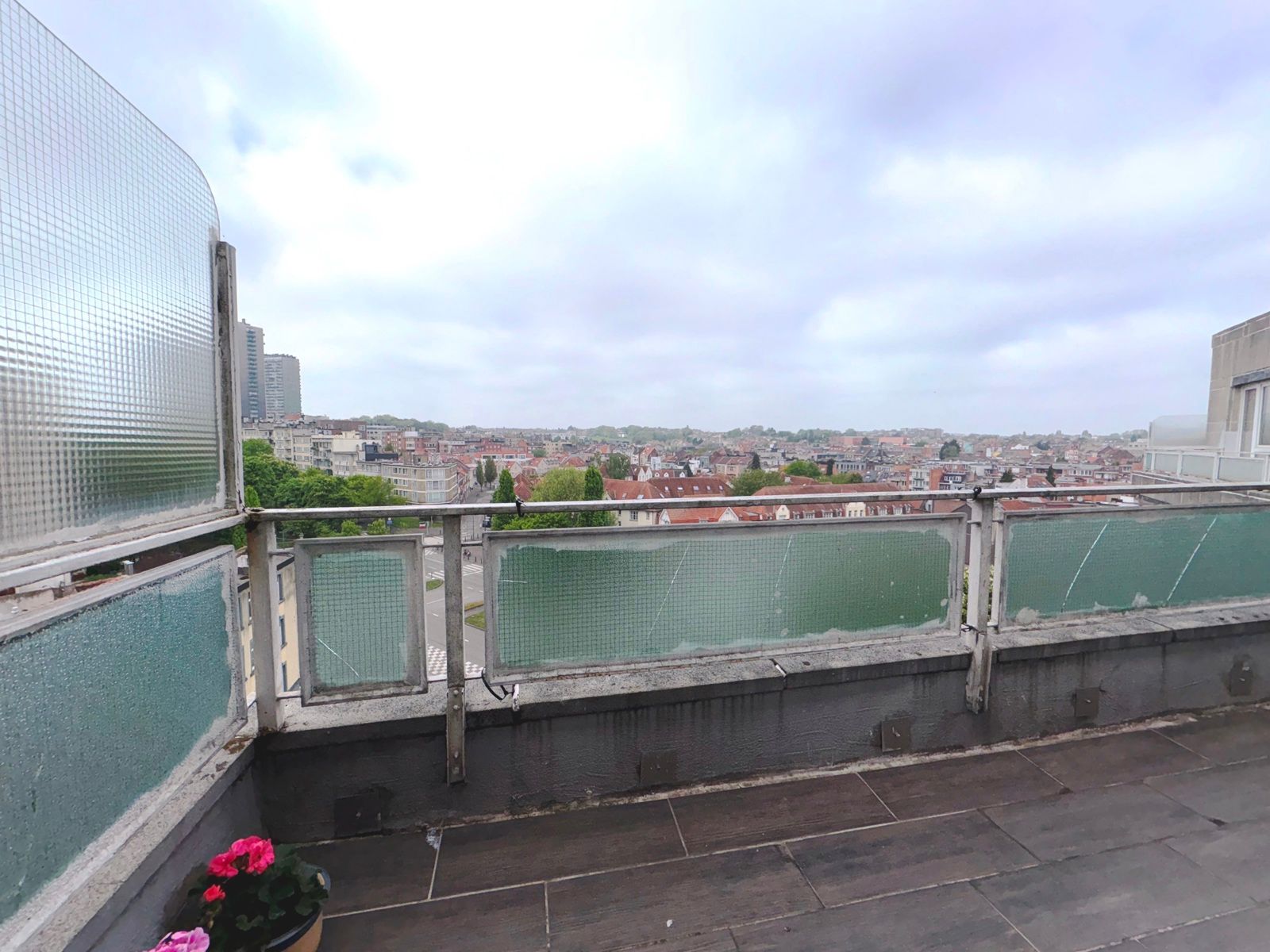 WSB-immo: Lichtrijk 2 slaapkamer appartement! foto 13