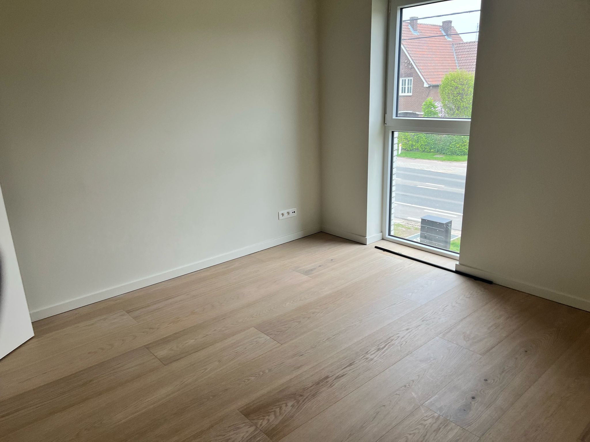 Luxueus nieuwbouw appartement met terras te Molenbeersel. foto 4
