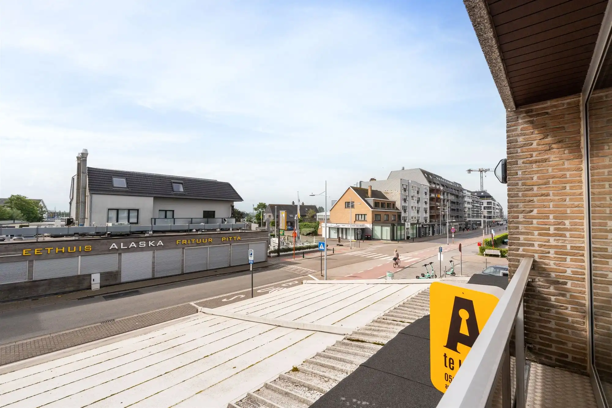 Perfect instapklaar appartement vlakbij zee! foto 7
