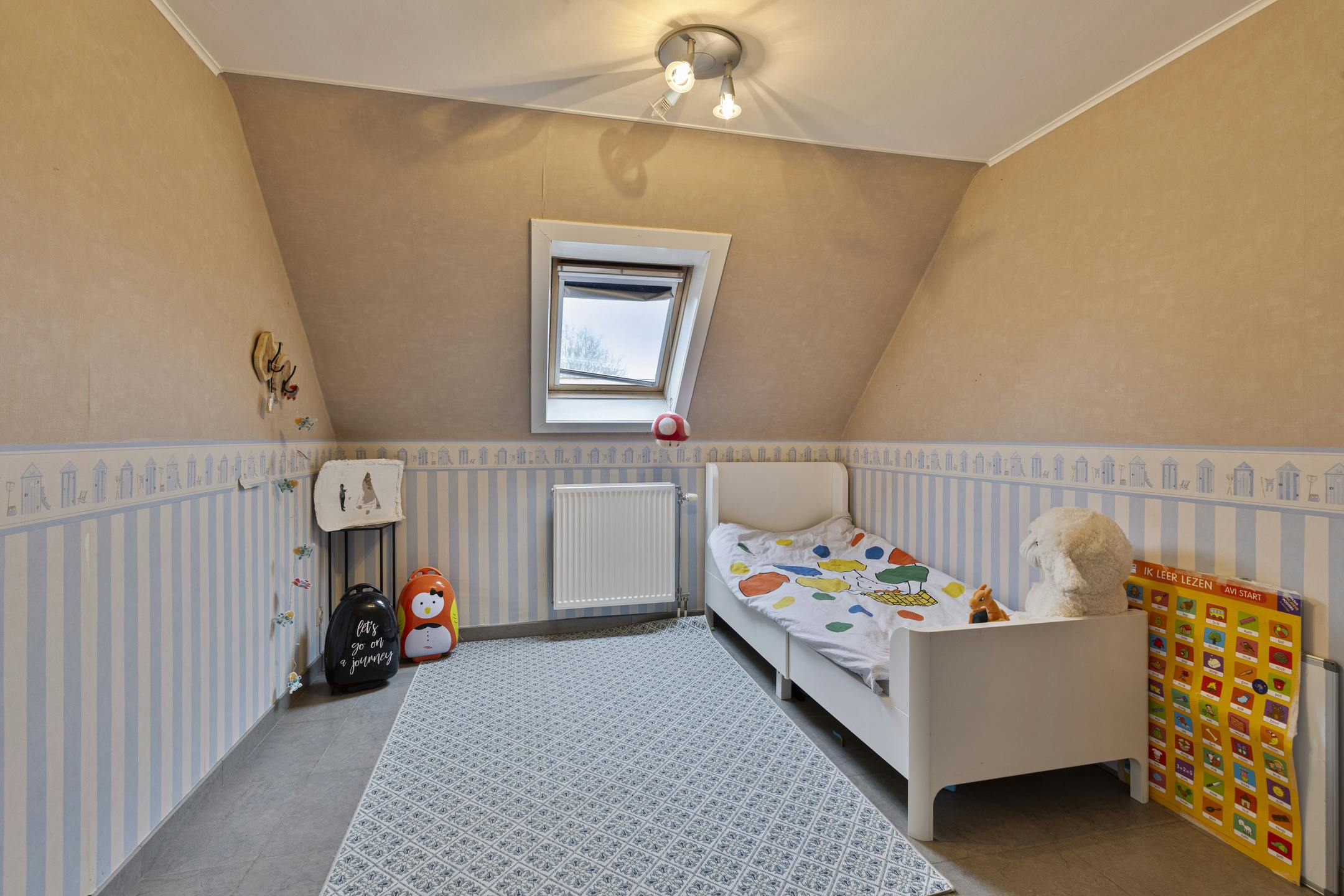 Instapklare bel-etage met 4 kamers te koop in Beveren-Leie foto 11