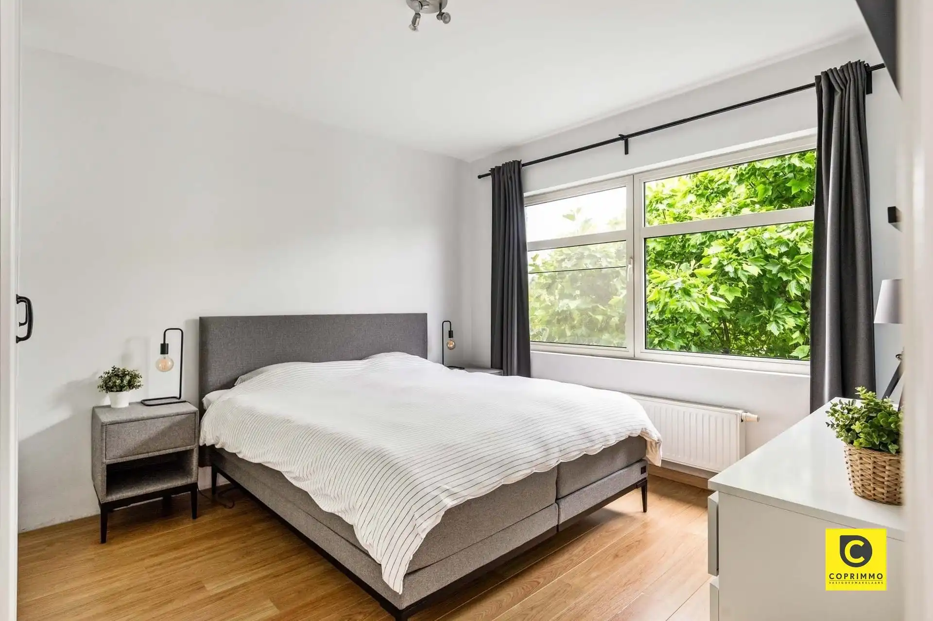HOB: 4 slk. en 2 badk. op perceel 445 m²  foto 11