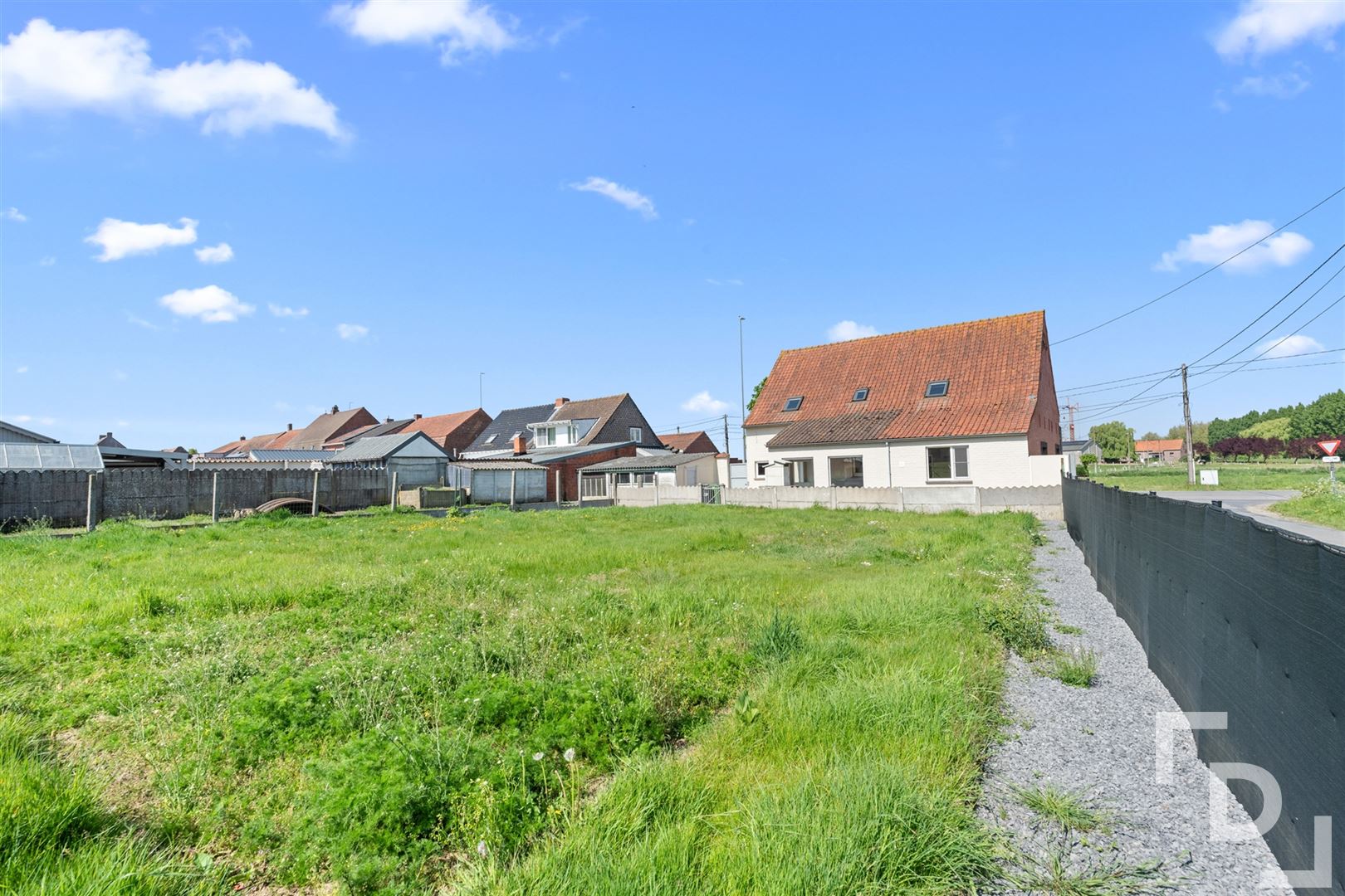 Vrijstaande woning op ruim perceel te koop te Vlamertinge. foto 28