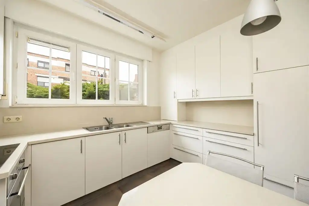 Charmante halfopen woning met grote tuin te Turnhout foto 15
