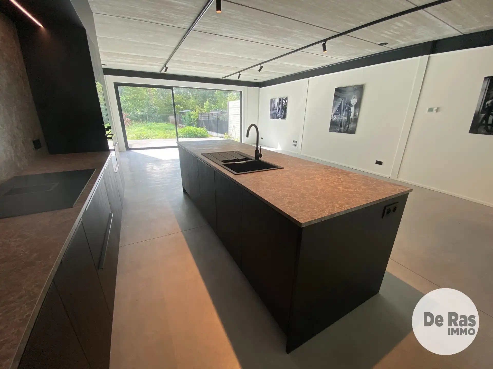 VLIERZELE - Nieuwbouwwoning in moderne betonarchitectuur foto 8