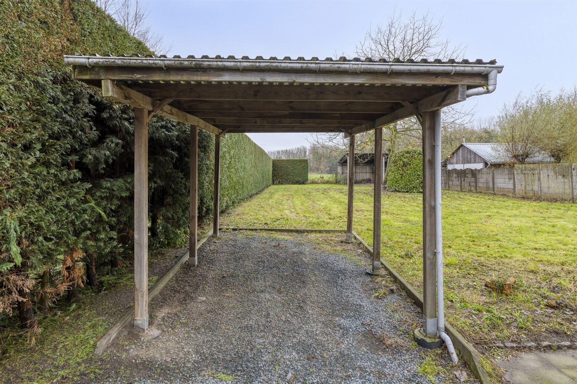 ONDER COMPROMIS! Landelijk zicht achter deze te renoveren woning  foto 17