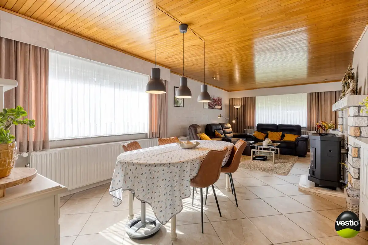 Gezinswoning met 3 slaapkamers, bureau en energiezuinige voorzieningen op toplocatie in Heusden-Zolder foto 8