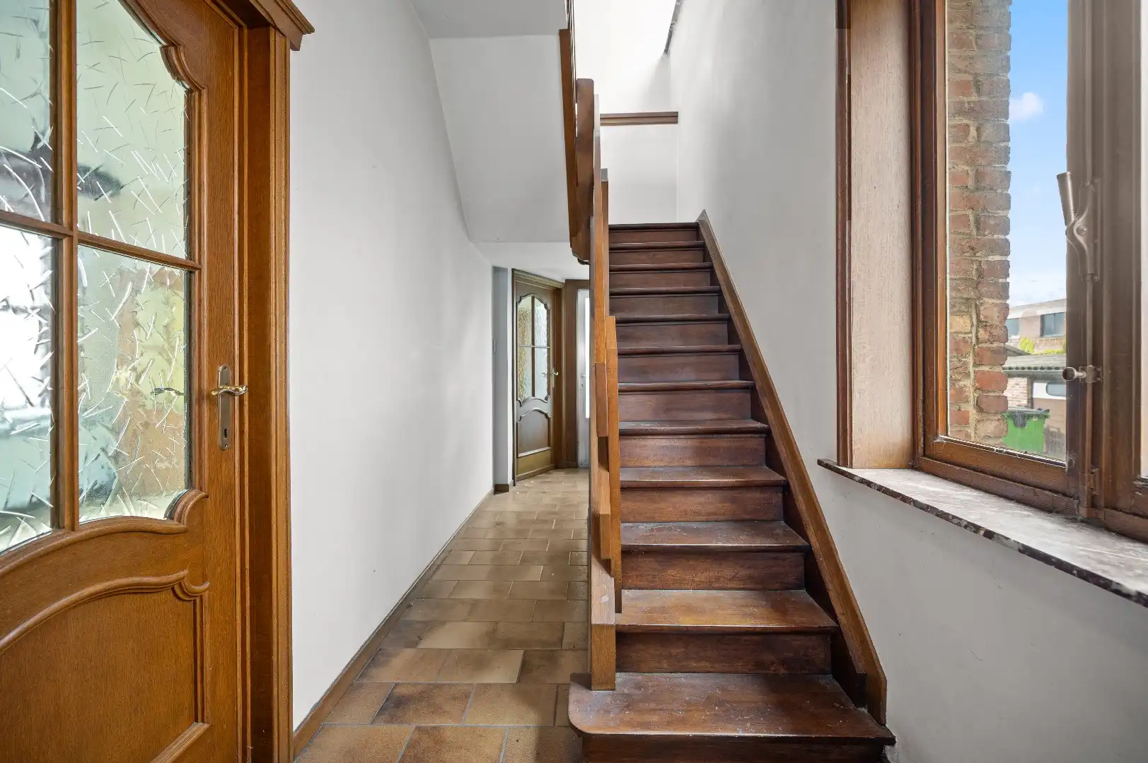 Te renoveren woning met ruime loods en stockagemogelijkheden  foto 13