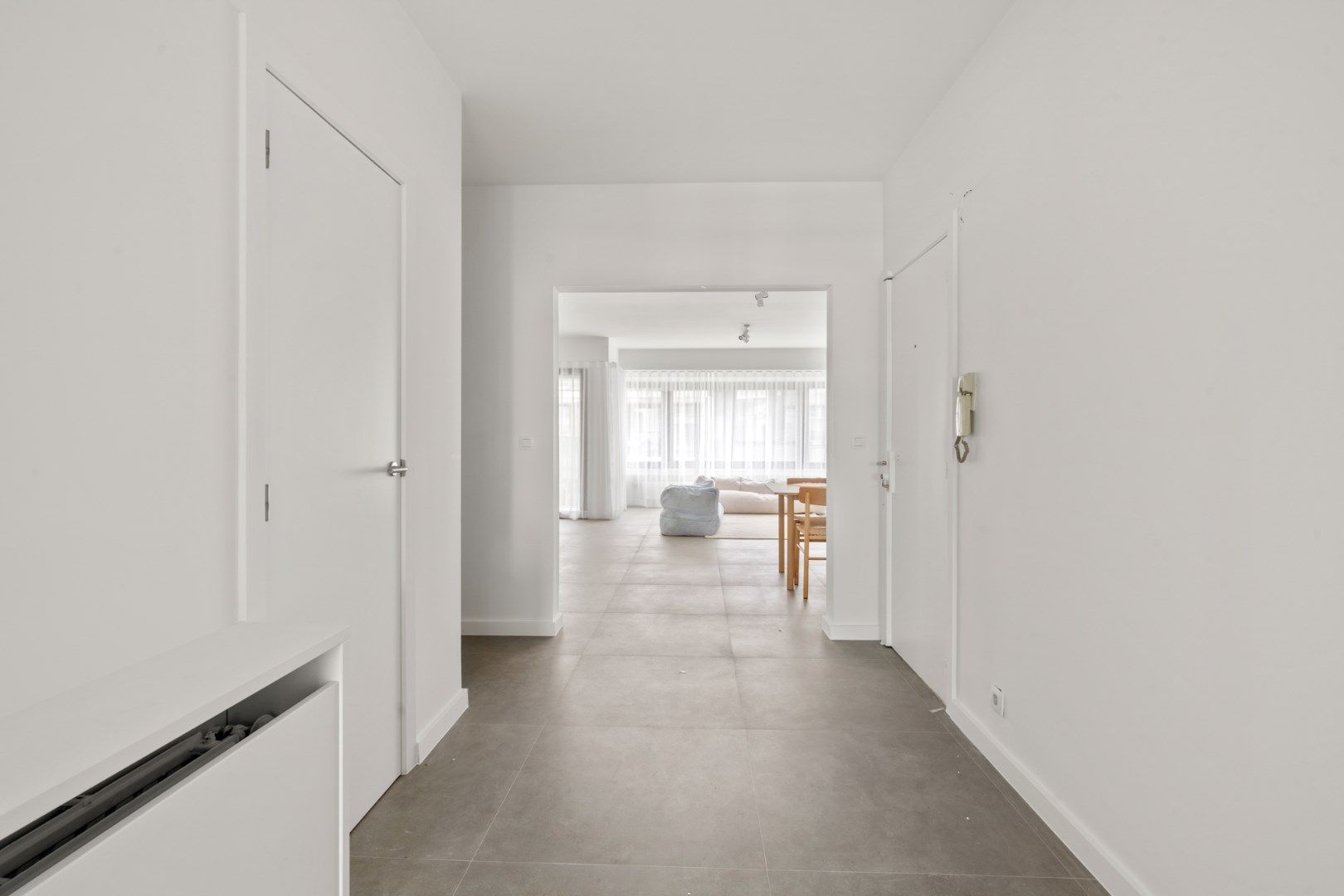SCHITTEREND GERENOVEERD 2 SLPK APP IN CENTRUM OOSTENDE foto 16