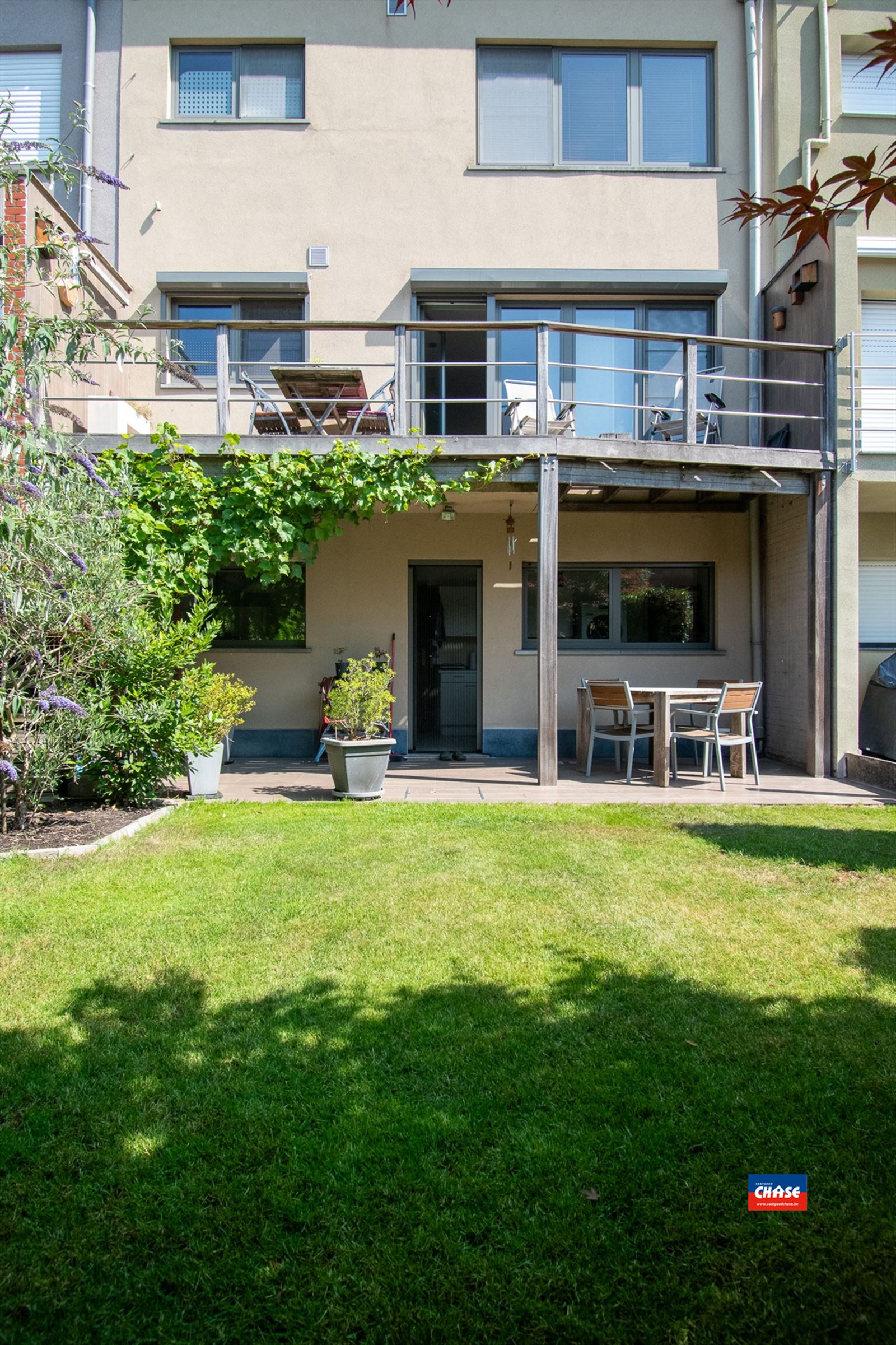 Knappe bel-étage met 3 slaapkamers, garage, zonnige tuin, groot terras en EPC-A foto 7