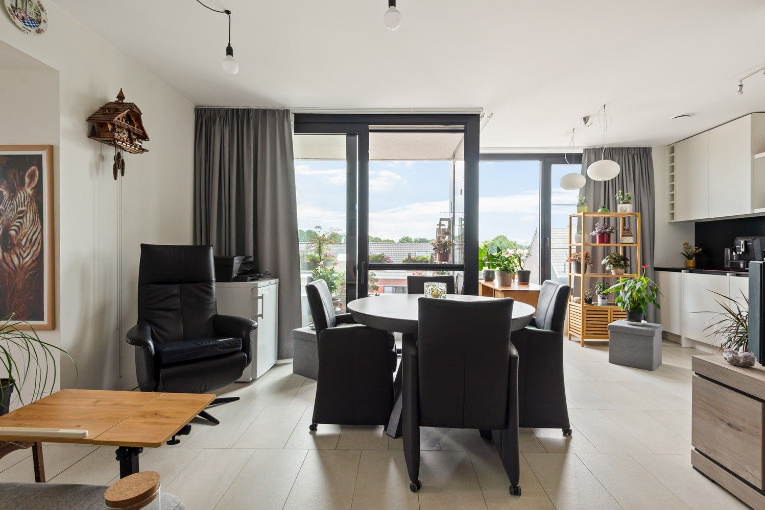 Assistentiewoning met autostaanplaats op een uitstekende ligging te Borsbeek! foto 7