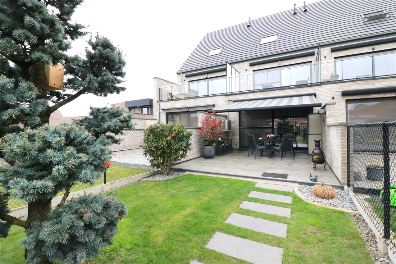 Gelijkvloers, tuintje op zuiden, garage, picco bello, unieke kans foto 27