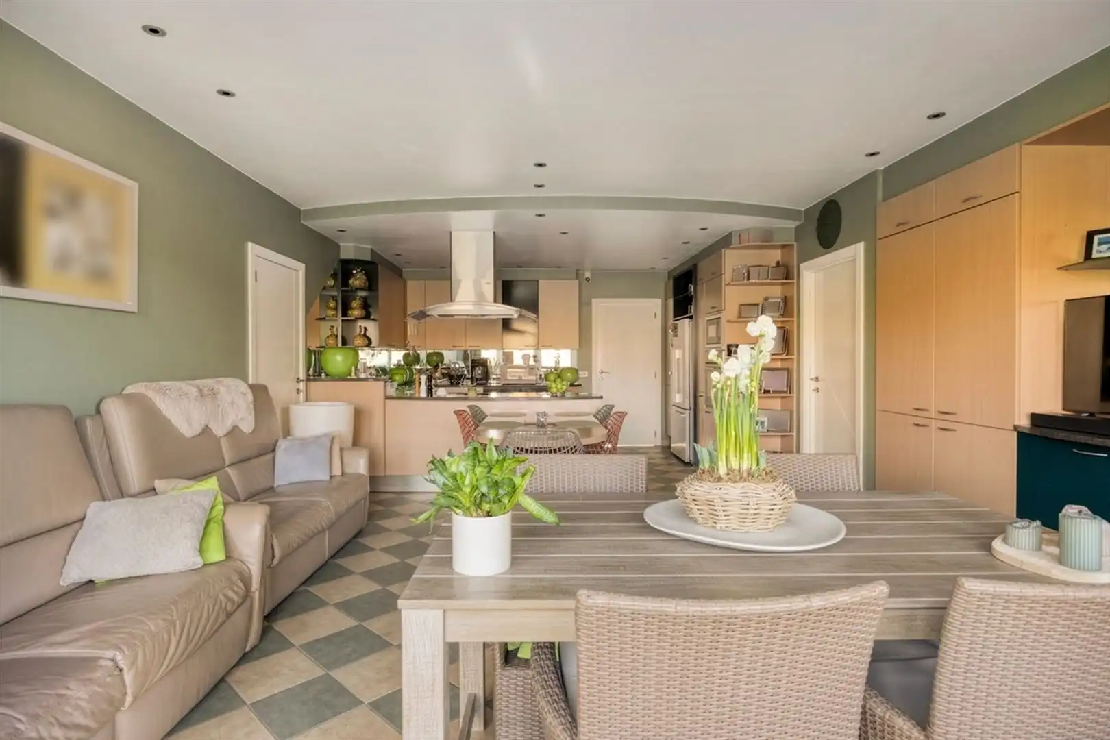 Riante villa voor vrij beroep of kantoor met woonst foto 31