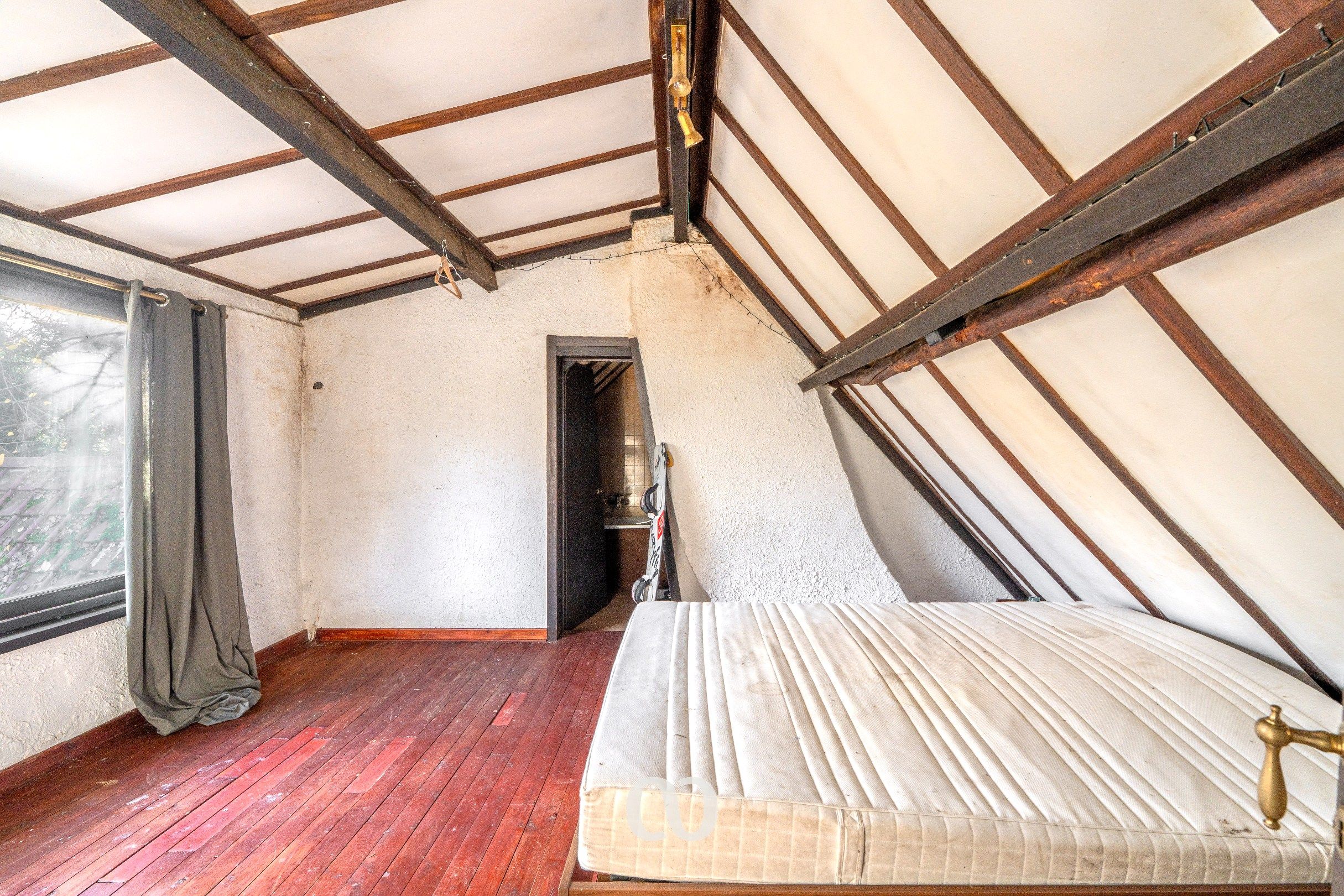 Te renoveren hoeve op sublieme ligging foto 11